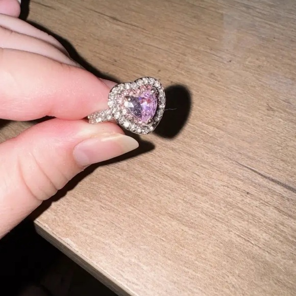 🆕 Beautiful Pink Moissanite and Silver Heart Crystal Ring - SIZE 7 - Picture 7 of 15